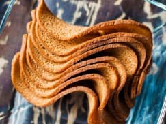 Арахис: Ресторанные гренки с сыром