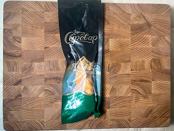 Сыр 100 гр ГОРНЫЙ СЫРОВАР (Косичка копчёная) в Челябинске